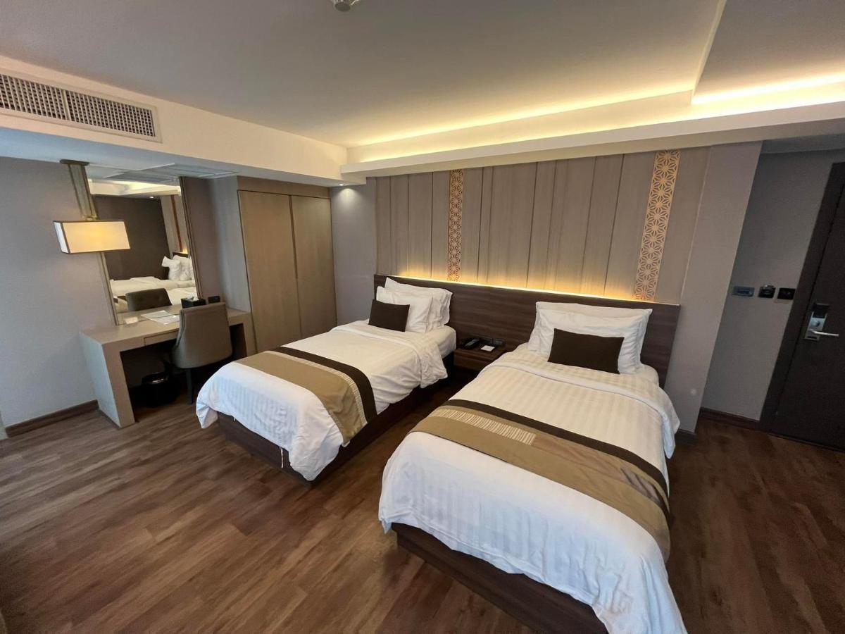 Arte Hotel - Sha Extra Plus Bangkok Eksteriør billede